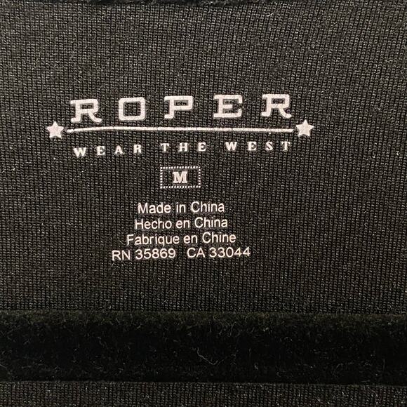 Fairycore Whimsigoth Witchy Black Floral Embroidered Velvet Top Size Medium - Picture 9 of 9